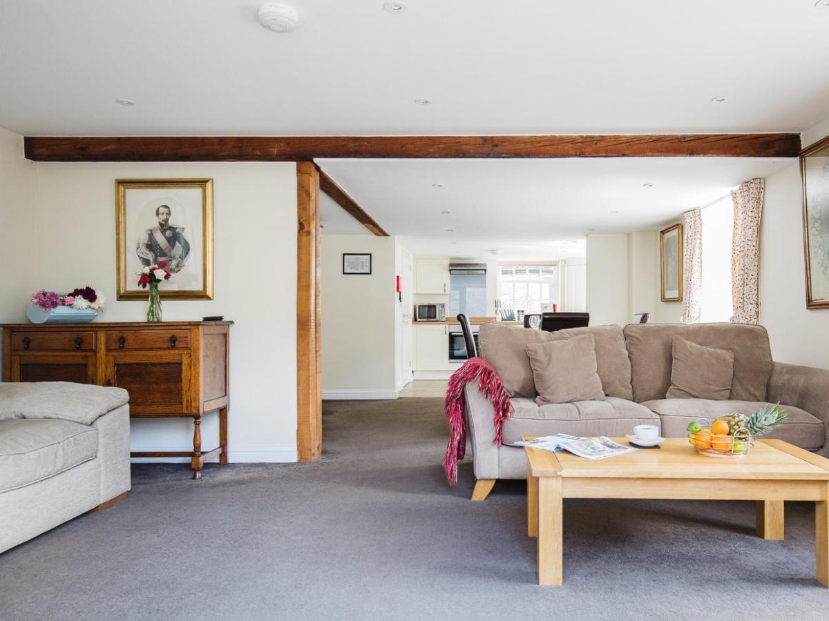 Queens Winchcombe Ngoại thất bức ảnh